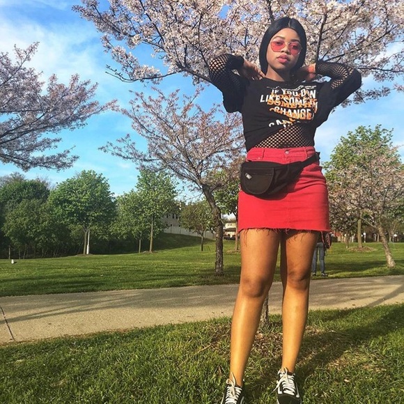 TOPSHOP MOTO Red Denim Button Skirt - Picture 5 of 5